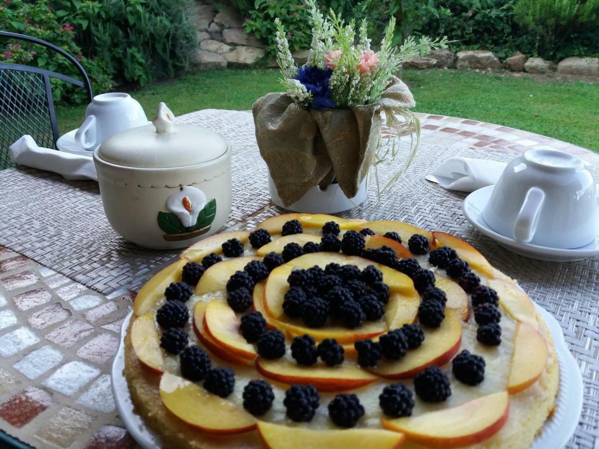Agriturismo Colleverde กาปัลบีโอ ภายนอก รูปภาพ